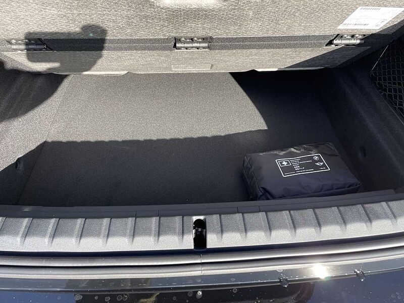 BMW 218 Gran Coupe i Advantage HiFi DAB LED WLAN Tempomat, Sitzh