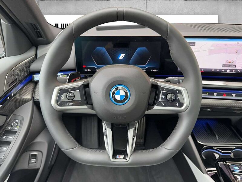BMW i5 eDrive40 TOURING M SPORT PRO PANO B&W AHK