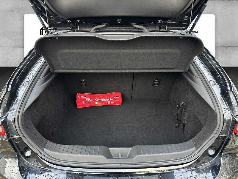 Mazda 3 G 122 PS 6GS SELECTION A18 DES-P ACT-P G 122 PS 6GS SELECTION A18 DES-P ACT-P