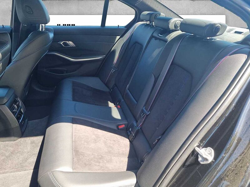 BMW 320 d xDrive LIMOUSINE M SPORT LED HIFI AHK TEMPO