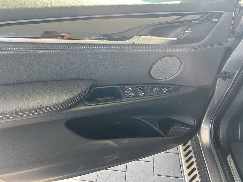 BMW X5 xDrive50i Head-Up HK HiFi DAB LED WLAN RFK