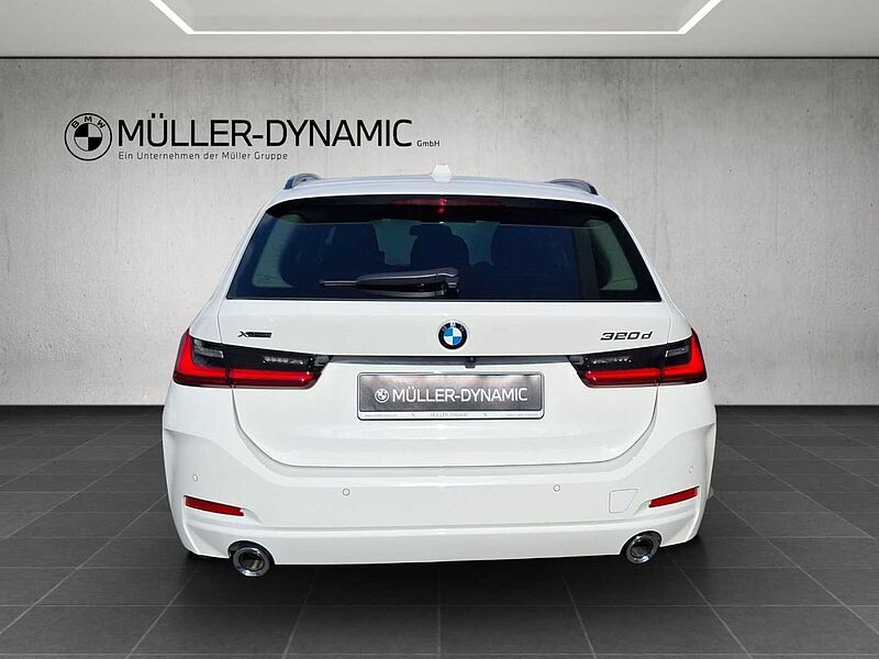 BMW 320 d xDrive Touring DAB LED ACC + Stop&Go Shz
