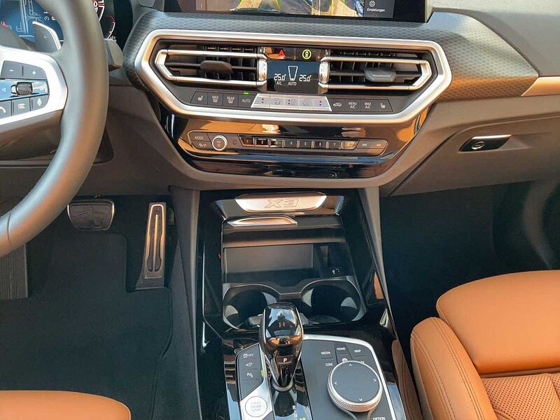 BMW X3 xDrive20d M SPORT LED PANO 360° KAMERA HIFI