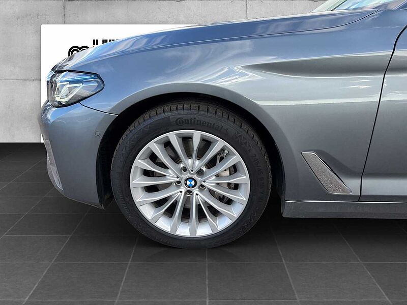 BMW 540 i LIMOUSINE LUXURY LINE LASER HUD HIFI SOFT-C