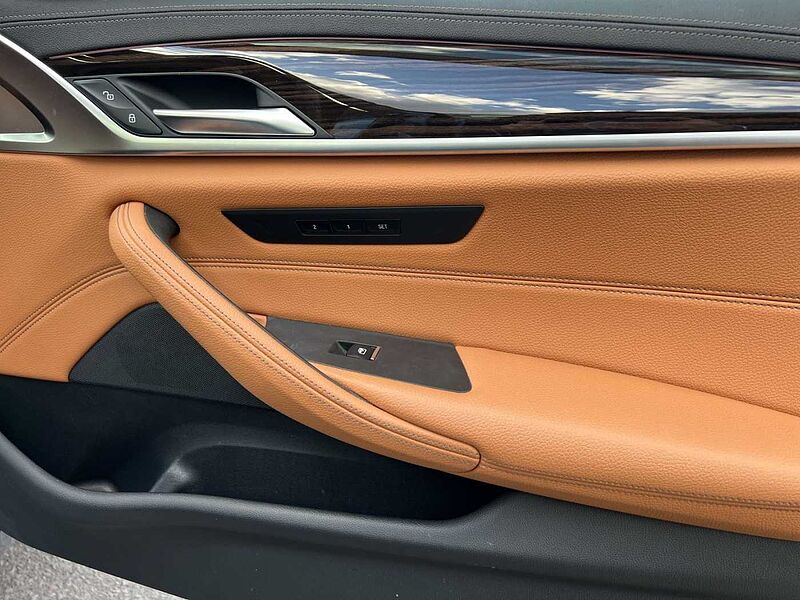 BMW 540 i LIMOUSINE LUXURY LINE LASER HUD HIFI SOFT-C
