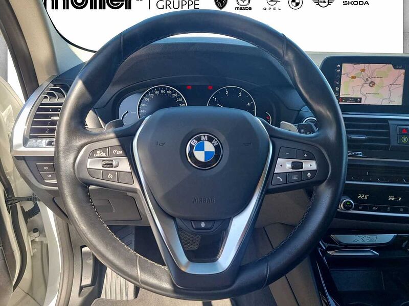 BMW X3 xDrive20d X LINE LED VIRT COCK+ AHK PDC