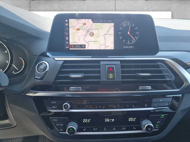 BMW X3 xDrive20d X LINE LED VIRT COCK+ AHK PDC