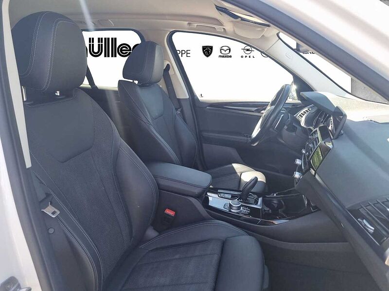 BMW X3 xDrive20d X LINE LED VIRT COCK+ AHK PDC