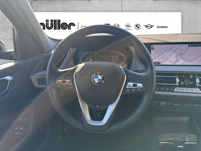 BMW 116 i ADVANATGE LED KLIMAAUTO VIRT COCK PROF DAB