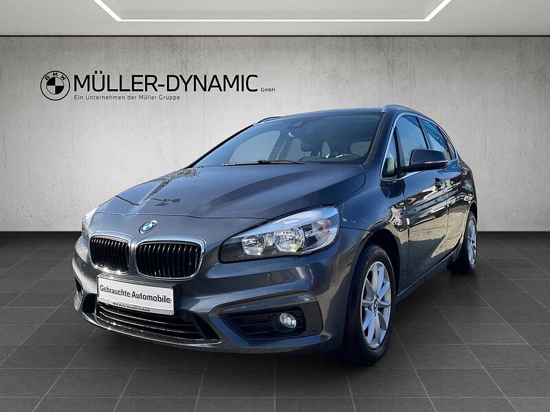 BMW 220 Active Tourer i ACTIVE TOURER XLINE PDC KLIMAAUTO SHZ TEMPO