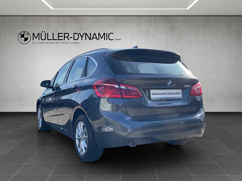 BMW 220 Active Tourer i ACTIVE TOURER XLINE PDC KLIMAAUTO SHZ TEMPO