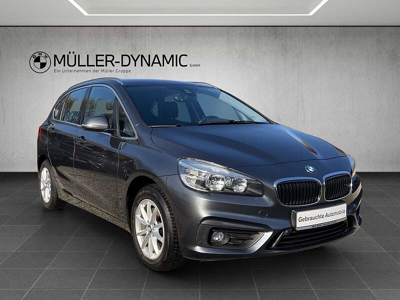 BMW 220 Active Tourer i ACTIVE TOURER XLINE PDC KLIMAAUTO SHZ TEMPO