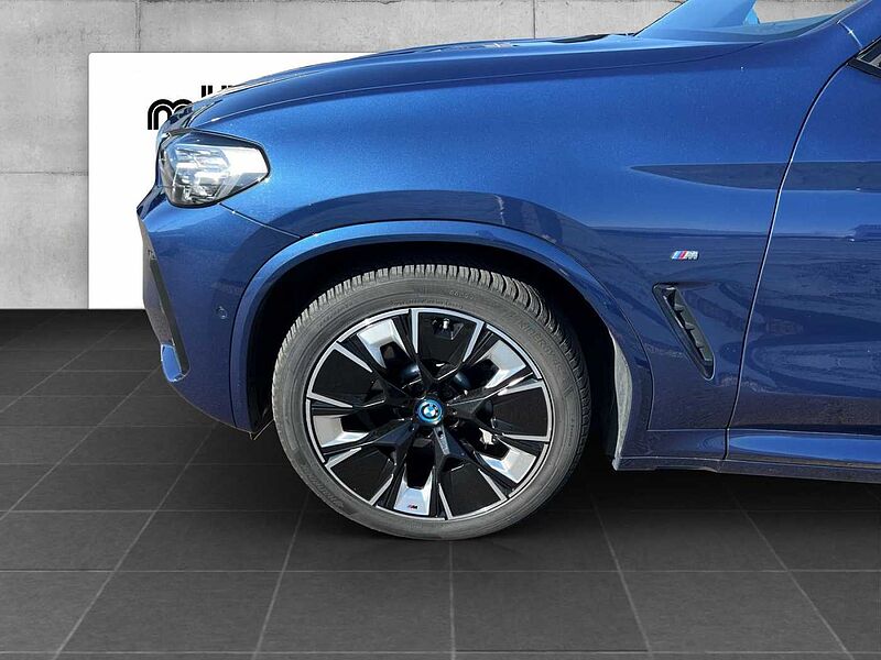 BMW iX3 LED KOMFORTZUG HUD SHZ 360° KAMERA HARMAN KA