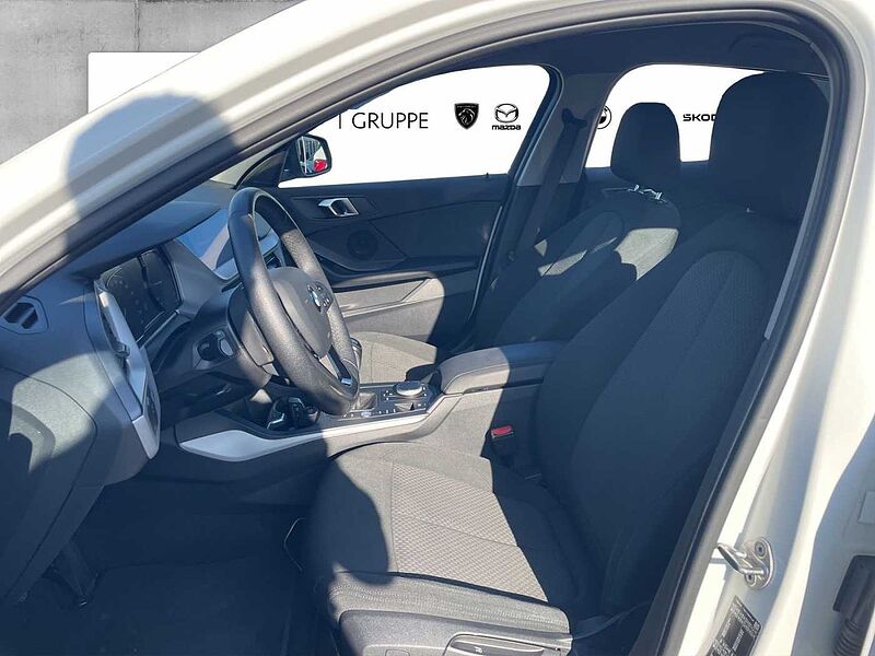 BMW 116 i ADVNATGE AHK TEMPOMAT RÜCKFAHR DAB SHZ