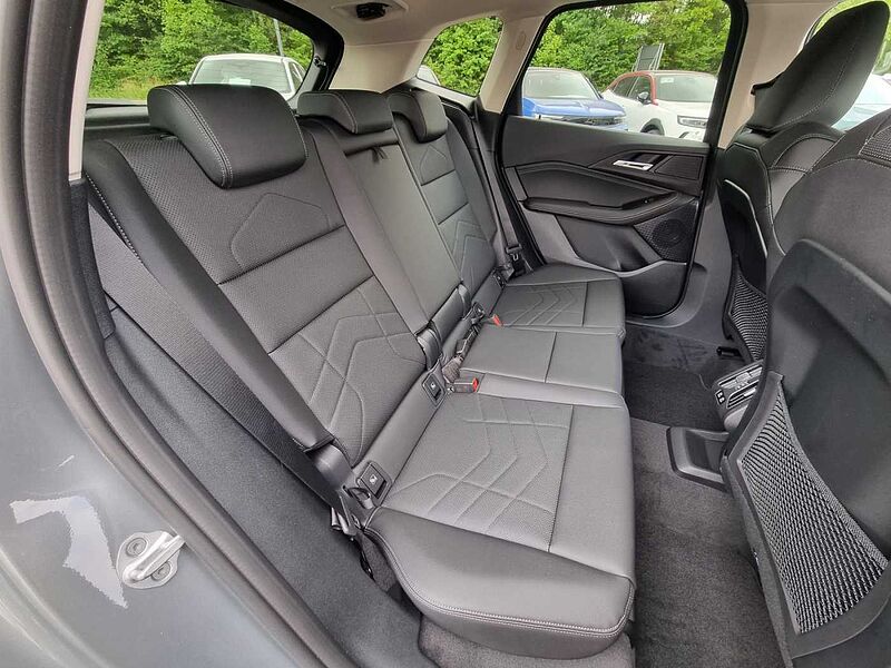 BMW 218 d ACTIVE TOURER PARKING ASSISTENT DAB SHZ
