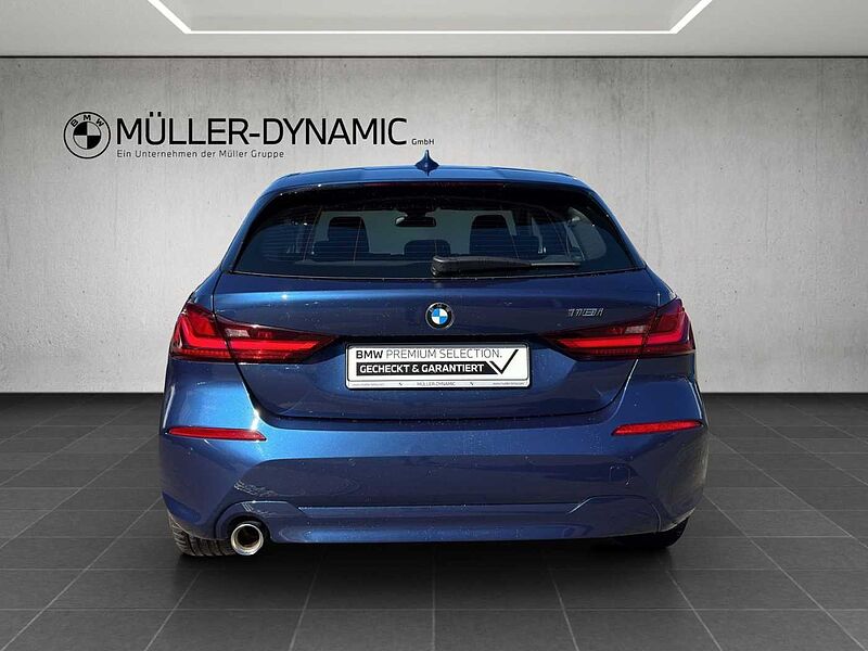 BMW 118 i ADVANATGE LED PDC TEMPOMAT VIRT COCK PROF D