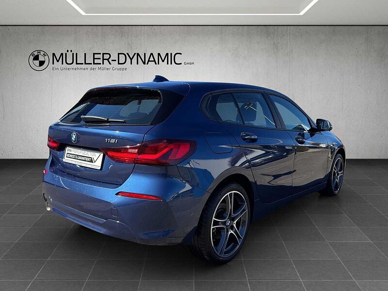 BMW 118 i ADVANATGE LED PDC TEMPOMAT VIRT COCK PROF D