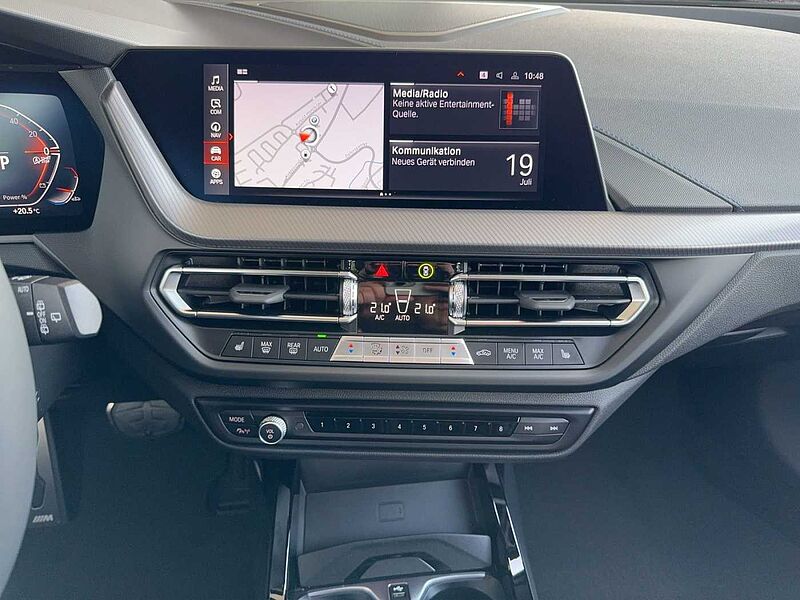 BMW 118 i M Sport LED HIFI HUD PDC SHZ AHK '18'