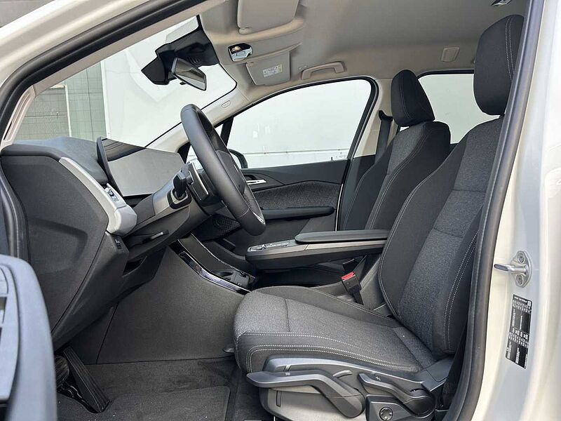 BMW 218 Active Tourer d ACTIVE TOURER AHK RÜCKFAHR DAB SHZ