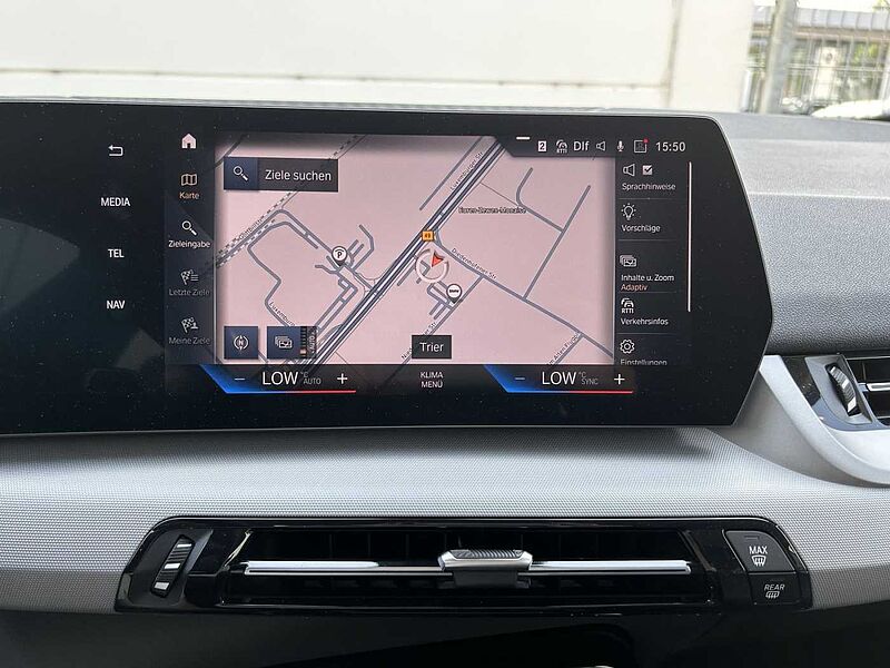BMW 218 Active Tourer d ACTIVE TOURER AHK RÜCKFAHR DAB SHZ