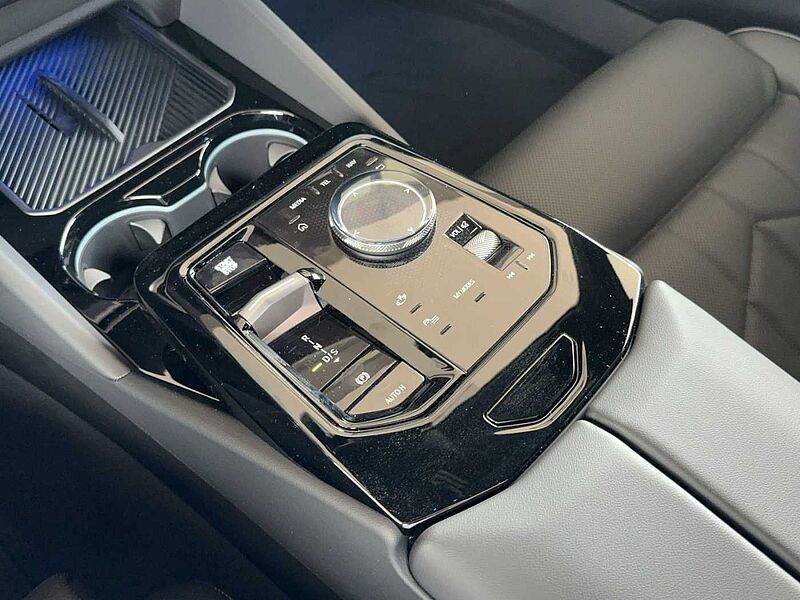 BMW 520 d xDrive TOURING M SPORT LED AHK HIFI KOMFORT