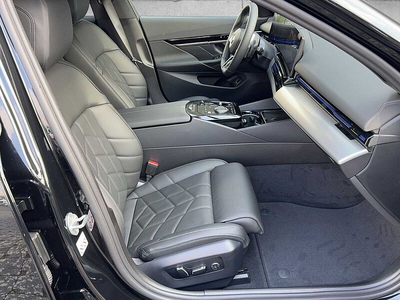 BMW 520 d xDrive TOURING M SPORT LED AHK HIFI KOMFORT
