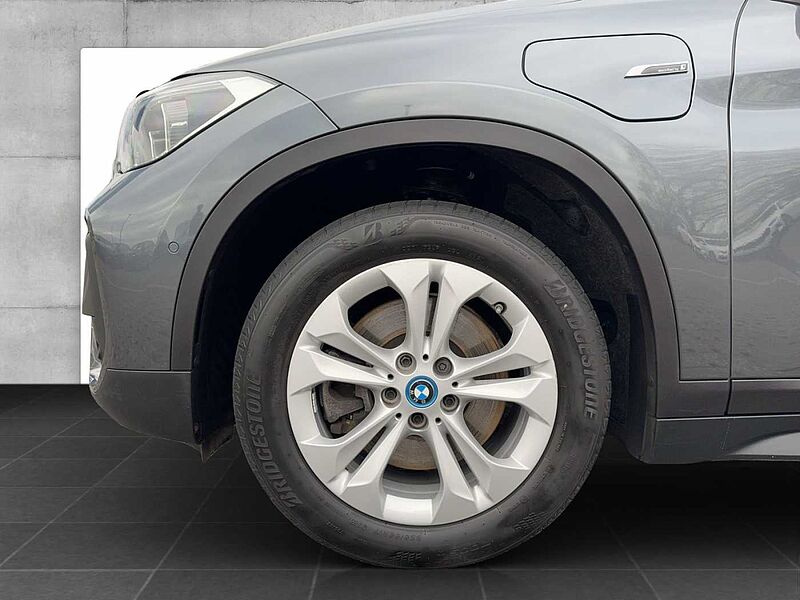 BMW X1 xDrive25e ADVANATGE LED HIFI PANO NAVI KOMFOR
