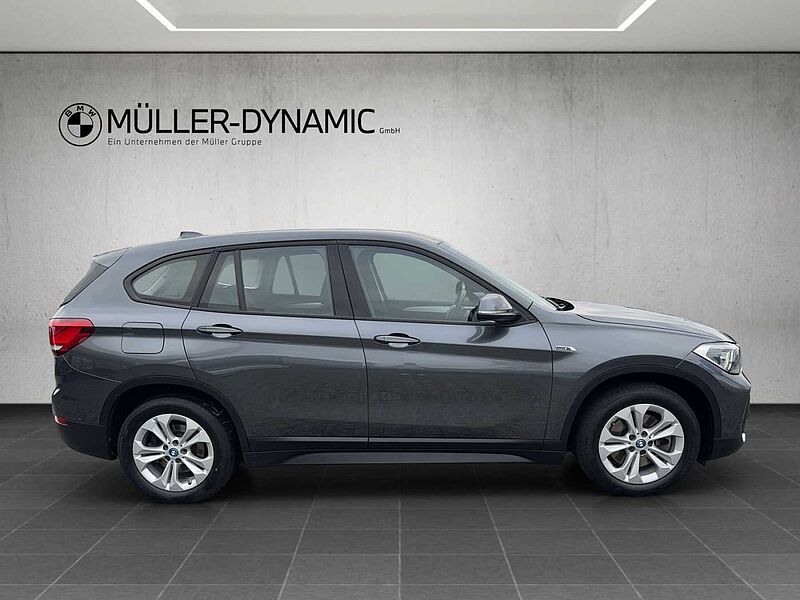 BMW X1 xDrive25e ADVANATGE LED HIFI PANO NAVI KOMFOR