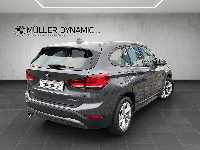 BMW X1 xDrive25e ADVANATGE LED HIFI PANO NAVI KOMFOR