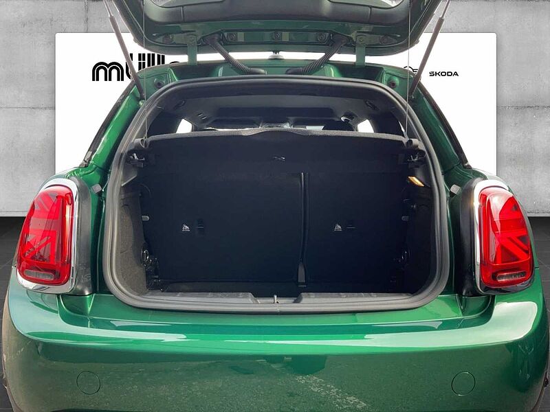 MINI COOPER SE CLASSIC TRIM NAVI TEMPOMAT PDC