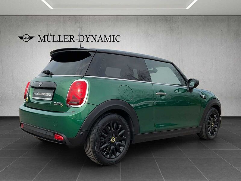 MINI COOPER SE CLASSIC TRIM NAVI TEMPOMAT PDC