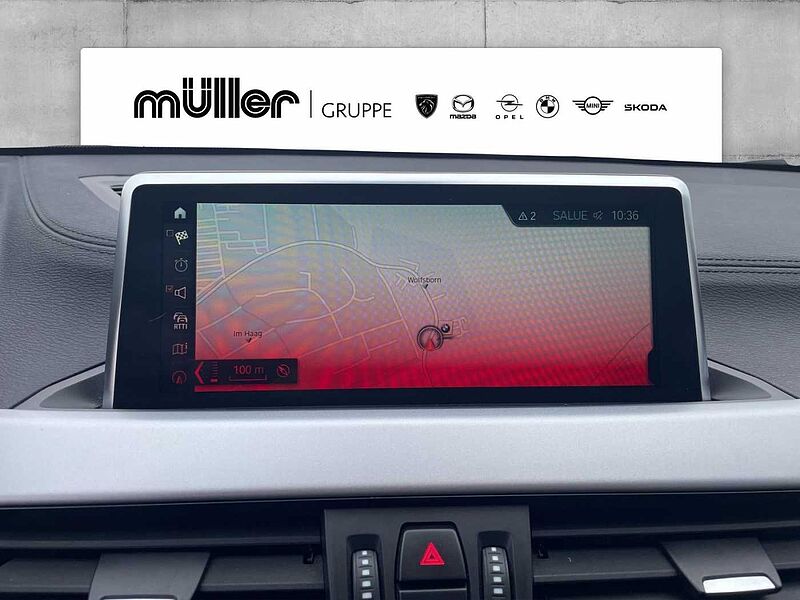 BMW X2 sDrive18i BUSINESS DAB NAVI SHZ