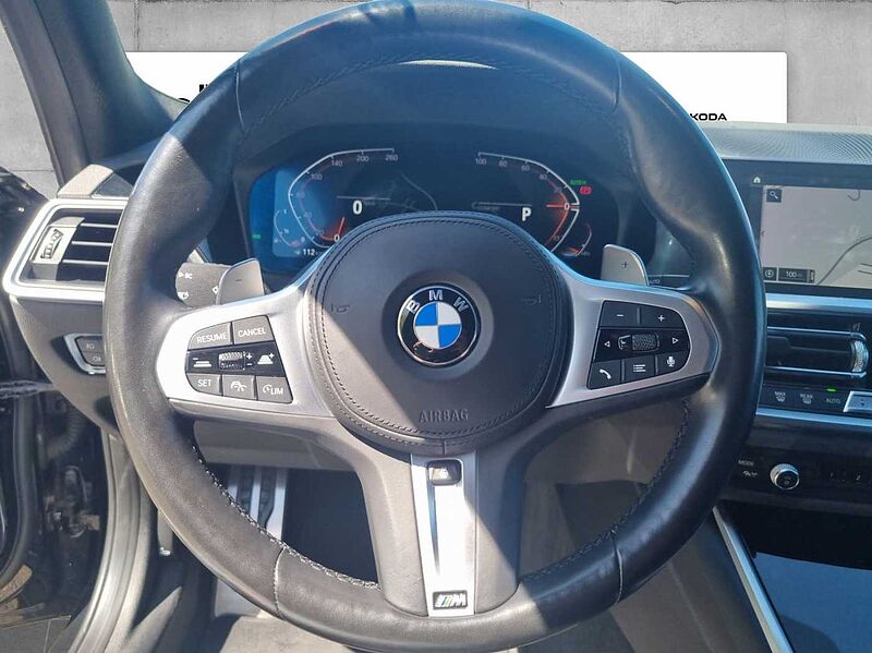 BMW 330 i xDrive TOURING M SPORT LASER PANO KOMFORTZU