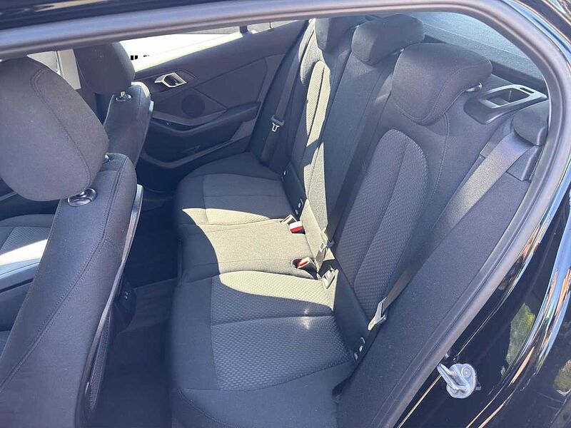 BMW 118 d ADVANATGE LED HIFI VIRT COCK PROF KOMFORTZU