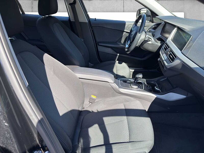 BMW 118 d ADVANATGE LED HIFI VIRT COCK PROF KOMFORTZU