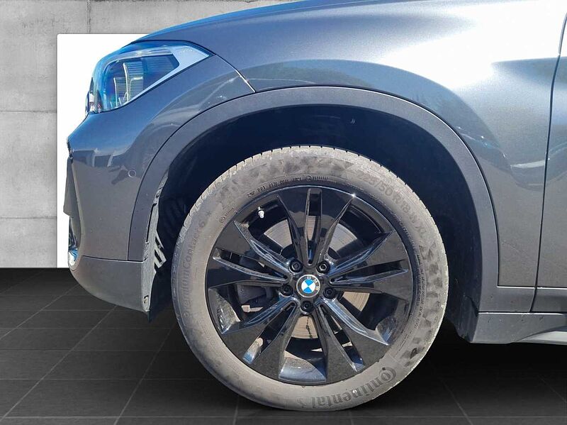 BMW X1 sDrive20i ADVANATGE LED AHK PDC NAVI TEMPOMAT