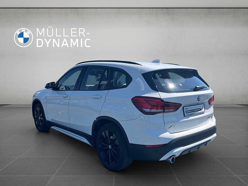 BMW X1 xDrive25e SPORT LINE LED AHK TEMPOMAT NAVI SH