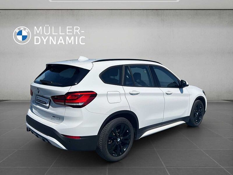 BMW X1 xDrive25e SPORT LINE LED AHK TEMPOMAT NAVI SH