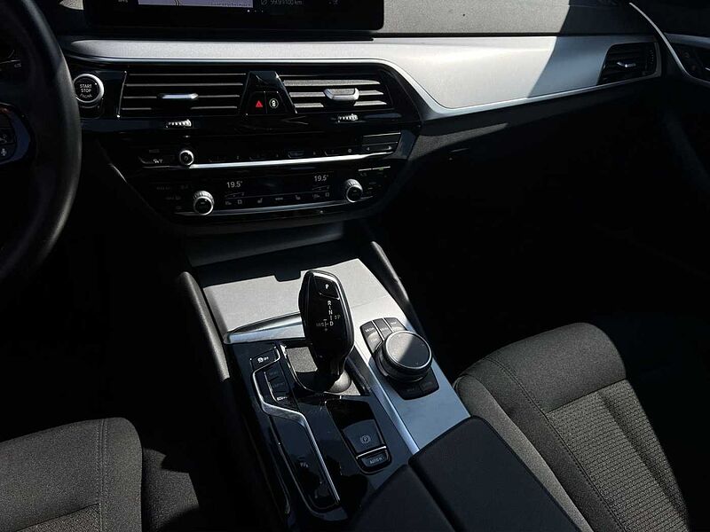 BMW 530 d xDrive TOURING LASER HUD KOMFORTZUG RÜCKFAH