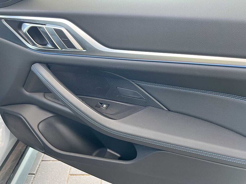 BMW i4 eDrive40 Gran Coupé M Sportpaket HiFi DAB