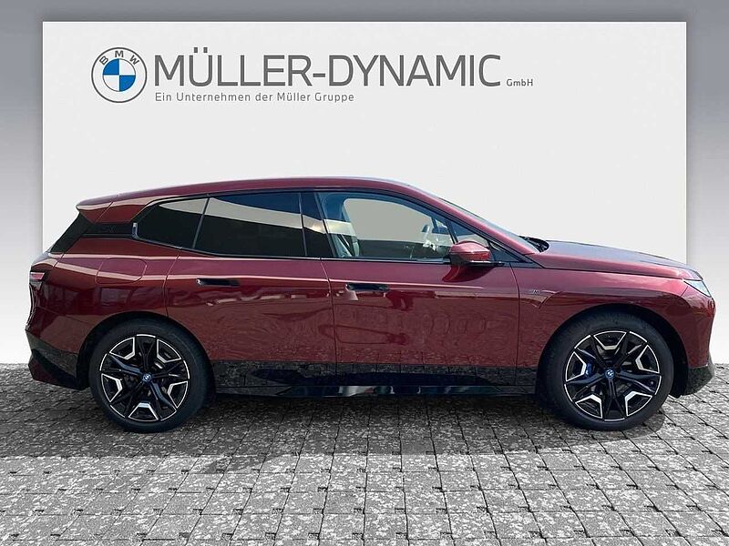 BMW iX M60 LASER PANO AHK SOFT CLOSE B&W KOMFORTZUG