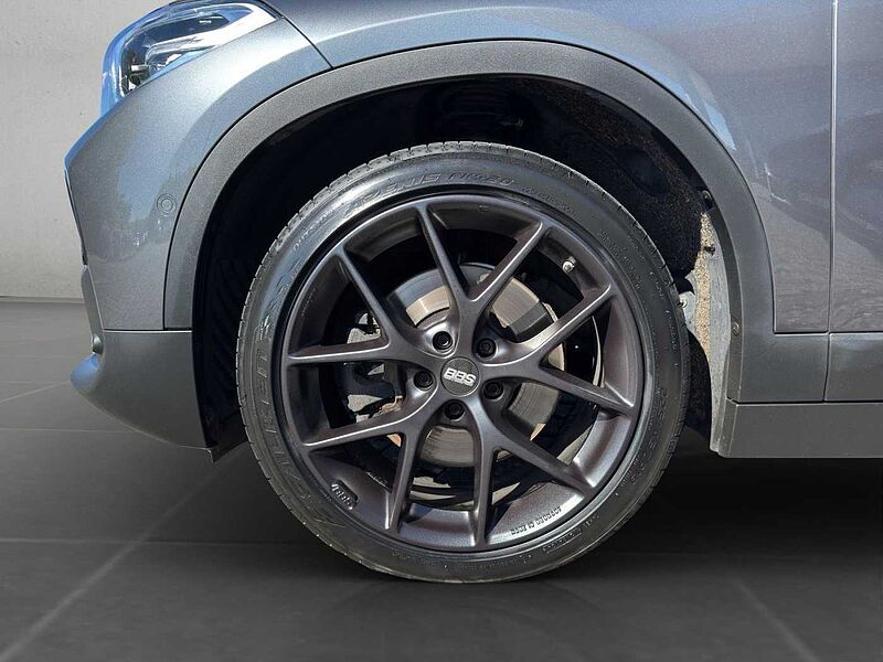 BMW X2 sDrive20d ADVANTAGE LED KOMFORTZUG NAVI+ PDC