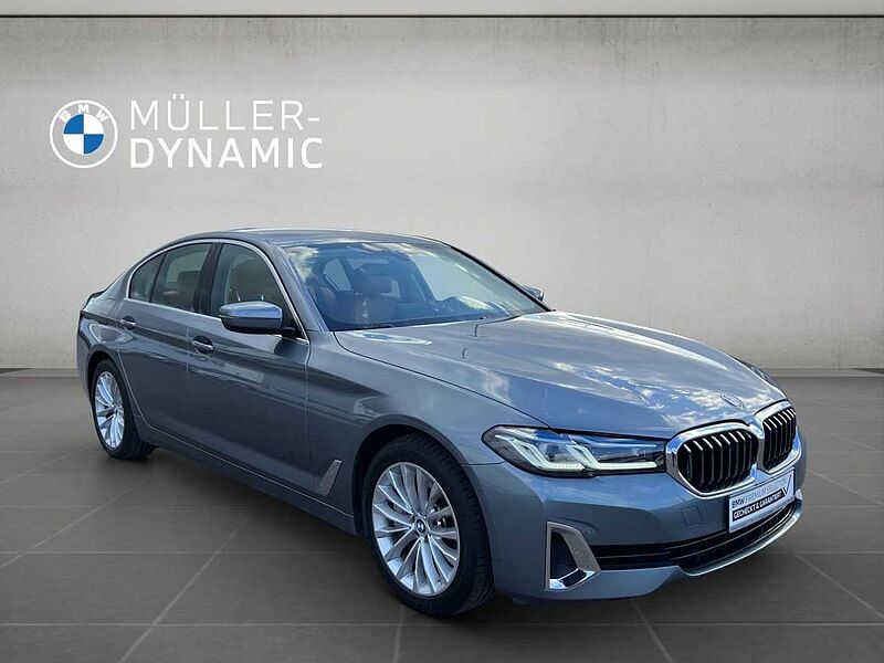 BMW 540 i LIMOUSINE LUXURY LINE LASER HUD HIFI SOFT-C