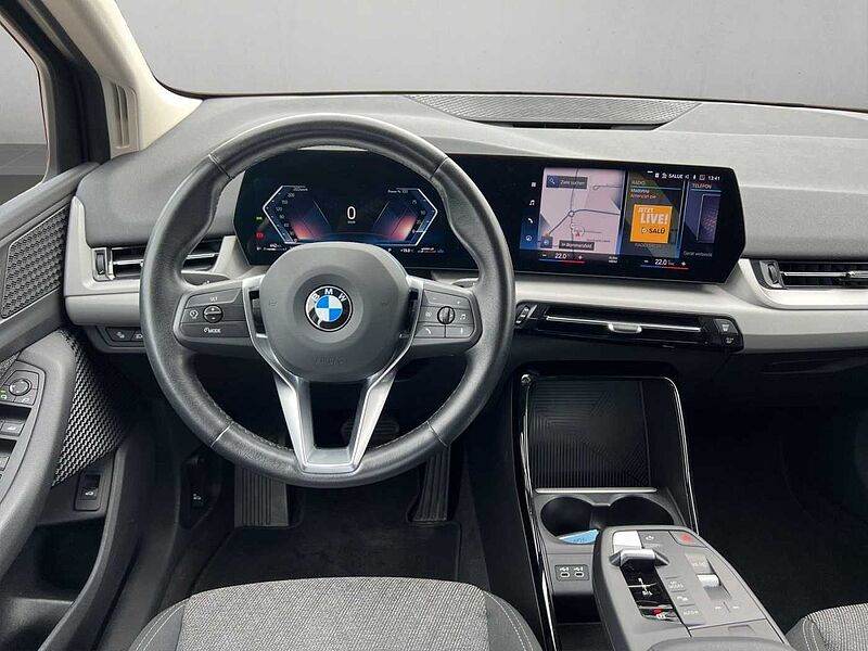 BMW 218 Active Tourer i Active Tourer DAB Parkassistent Shz