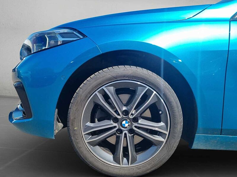 BMW 118 i SPORT LINE LED RÜCKFAHR KOMFORTZUG TEMPOMAT