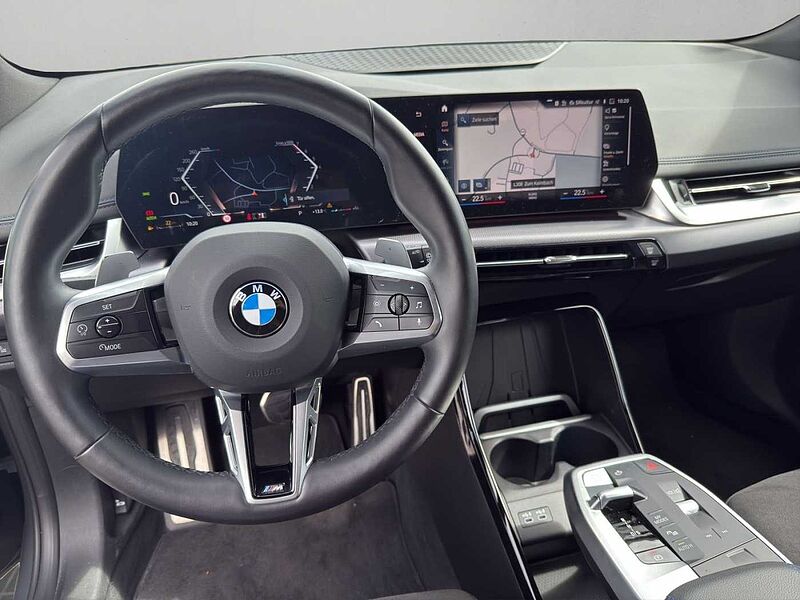 BMW 220 Active Tourer i M SPORT LED AHK RÜCKFAHR KOMFORTZUG SHZ DAB