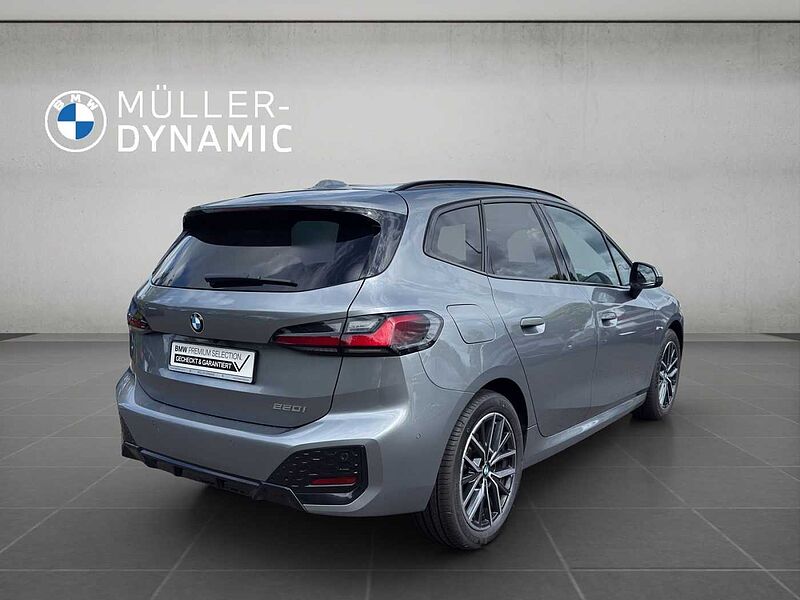 BMW 220 Active Tourer i M SPORT LED AHK RÜCKFAHR KOMFORTZUG SHZ DAB