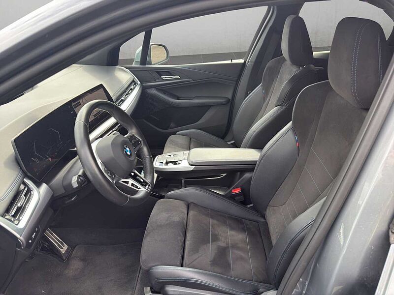 BMW 220 Active Tourer i M SPORT LED AHK RÜCKFAHR KOMFORTZUG SHZ DAB