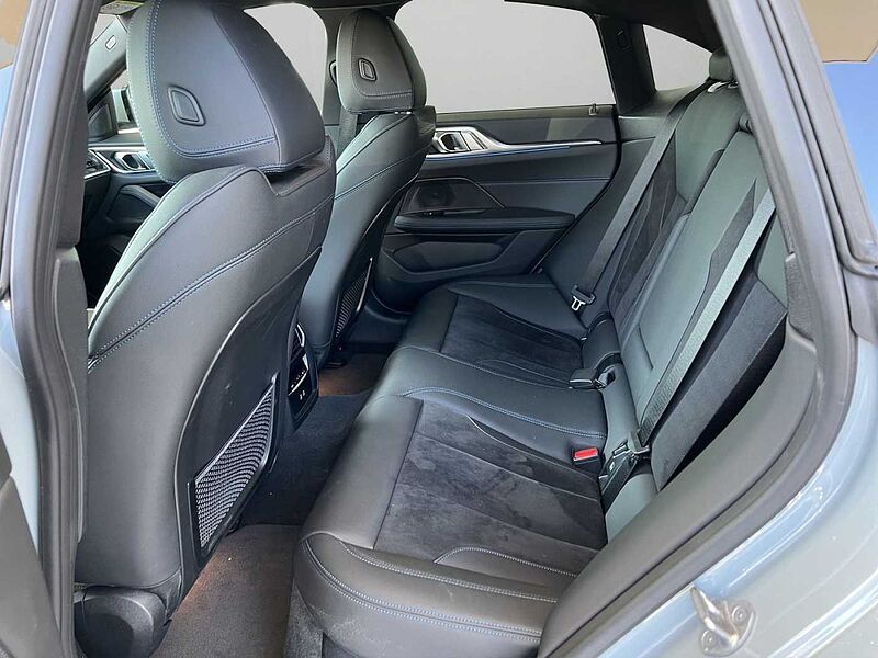 BMW i4 eDrive40 GRAN COUPÈ M SPORT AHK RÜCKFAHR KOMF