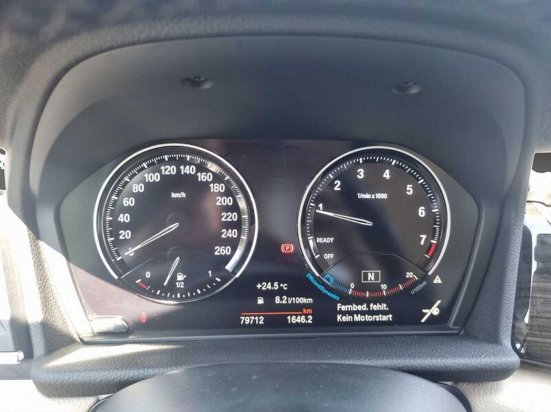 BMW 218 Active Tourer i LUXURY LINE LED PDC KLIMAAUTO SHZ NAVI